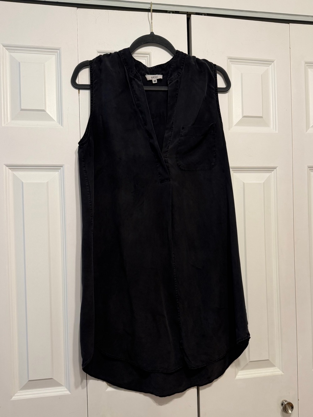otte Sleeveless silk Tunic in Black Size Medium